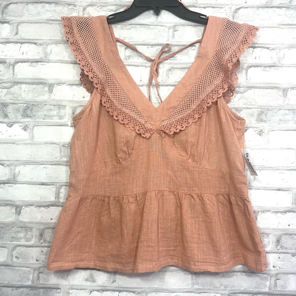 Old Navy Women’s Dusty Pink / Peach Sleeveless Lace V-Neck Top - NWT